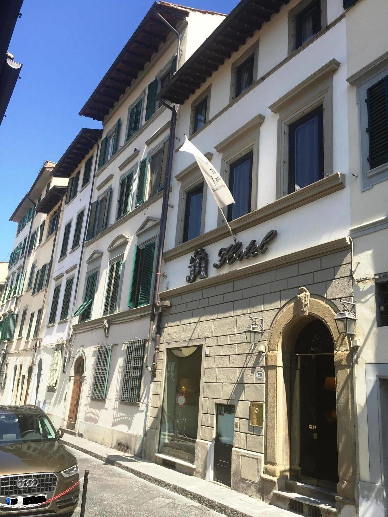 J And J Hotel Florença